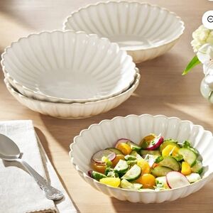 💕 New 4 Pk The Pioneer Woman Cream Scalloped Ceramic Dessert Dinner Bowls
